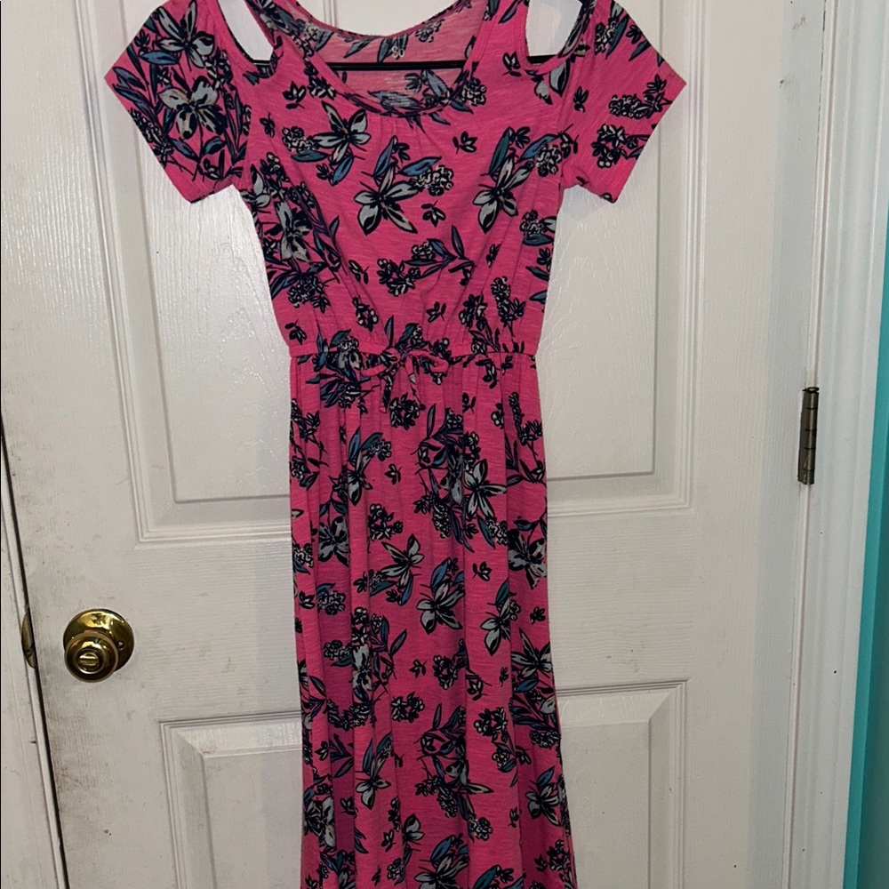 SO Pink Floral Cut-Out Shoulder Midi Dress